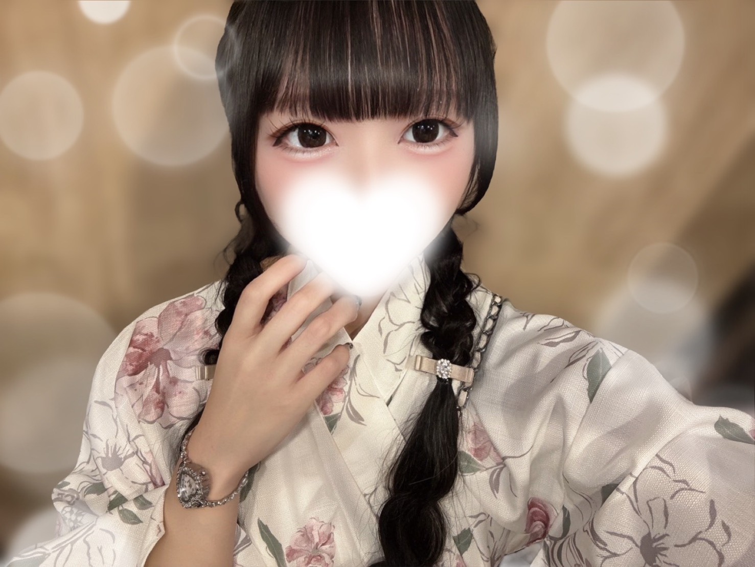 華井ともか